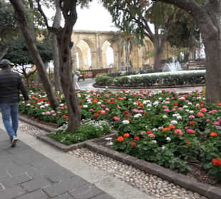 Upper Barrakka Gardens