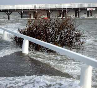 Sturmflut an der Alten Liebe