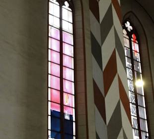 Schreiter-Fenster in der St.-Jacobi-Kirche