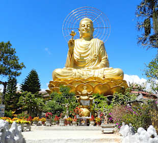 Golden Buddha Pagoda