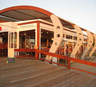 Senhora da Rocha/Gutes Strandrestaurant