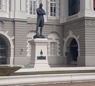 Victoria Theater and Concert Hall