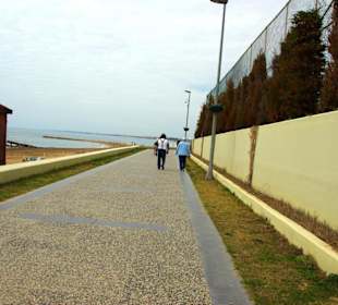 Strandpromenade Richtung Side 