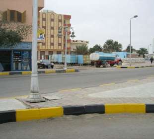 Innenstadt von Hurghada - alter Lastwagen