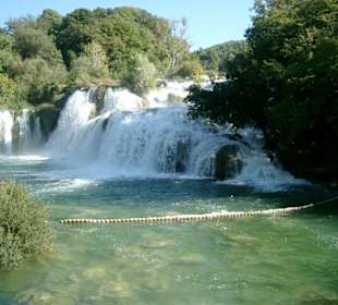 Yachtausflug zu den krka Wasserfällen 2 Std.entfernt