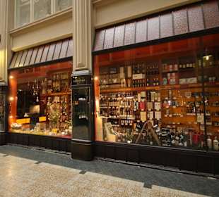 Restaurants & Geschäfte