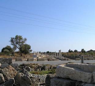 Einfahrt/Eingang zu Side