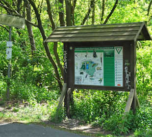 Infotafel zum Naturschutzgebiet Stadtwald