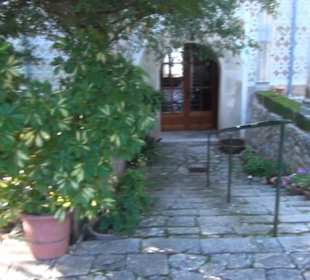 Garten + Kreuzgang hl. Margerite