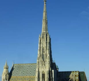 Blick vom Kaufhaus Steffl 7. Stock zum Stephansdom
