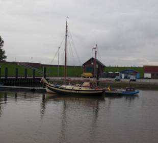 Der Hafen von Fedderwardersiel