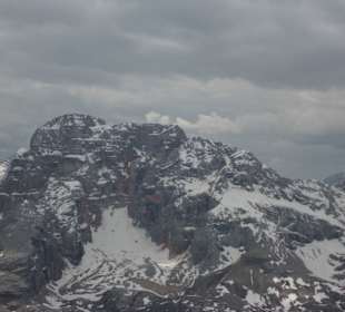 Die Dolomiten zu Füßen