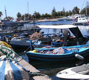 Fischerboote im Hafen von Kantaoui