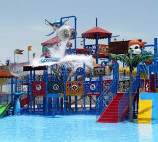 Wasserpark mit 46 Rutschen im Makadi Resort