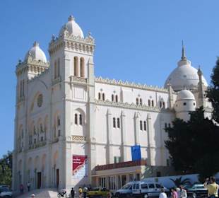 Vorderfront der Kathedrale