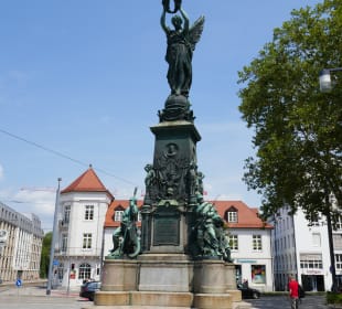 Denkmal am Europaplatz