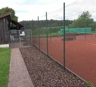 Tennisplatz Cresbach