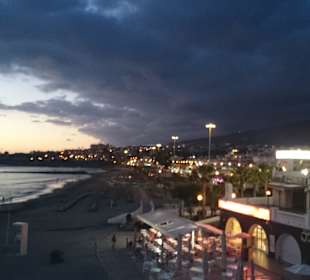Playa de Fanabe, Promenade am Abend