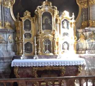 Hofkirche „Unserer Lieben Frau“