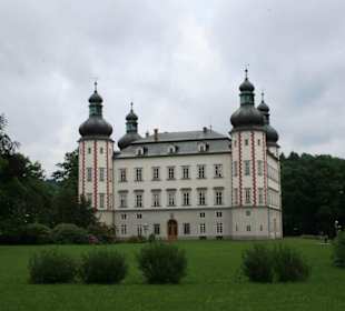 Das Schloß von der Gartenseite aus
