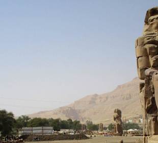 Luxor, Memnonkolosse