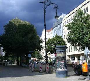 Litfaßsäule am Kurfürstendamm