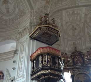 St. Johann Baptist und Heilig Kreuz