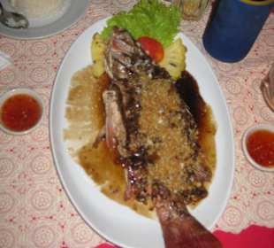 Fischgericht bei Roi Thai