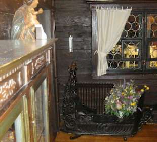  Один из коридоров ресторана Красный Дом