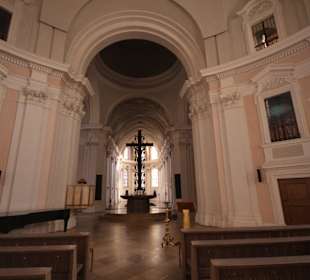 Blick in den Chorraum