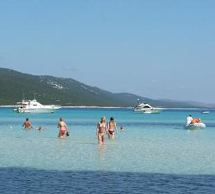 Strand 350m von Villa Valentina