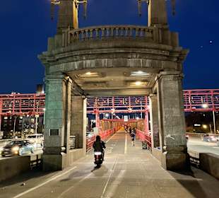 Williamsburg Bridge