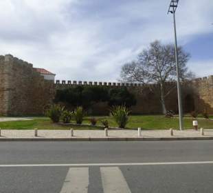 Imposante Stadtmauer