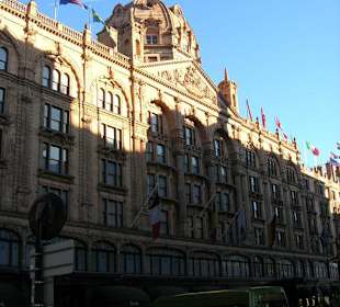Harrod's - Brompton Road