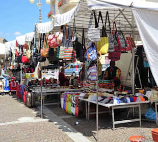 Bummel über den Wochenmarkt von Tempio Pausania