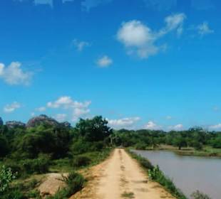 Tolle Landschaft. Rechts waren Krokodile im Wasser