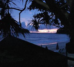 Sonnenuntergang am Kata Strand