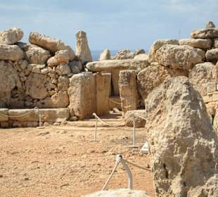 Haga-Qim historische Stätten