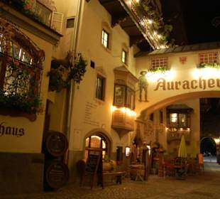 Auracher Löchl am Abend