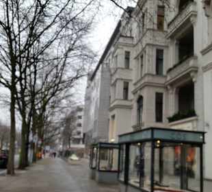 Der Ku´Damm am frühen Samstagmorgen gegen 10 Uhr