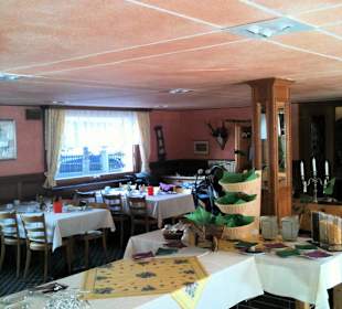 Restaurant à La Staziun - “Bahnhöfli”