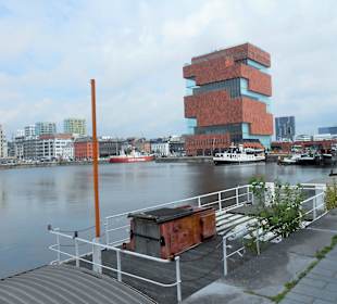 Museum aan de Stroom MAS