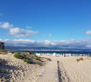 Strand wenige Gehminuten vom Hotel entfernt 