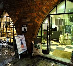 Eingang zum Ladengeschäft der Rösterei