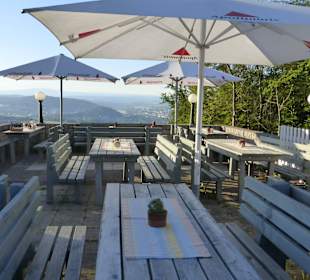 Terrasse Brauereigasthof Wittelsbacher Turm