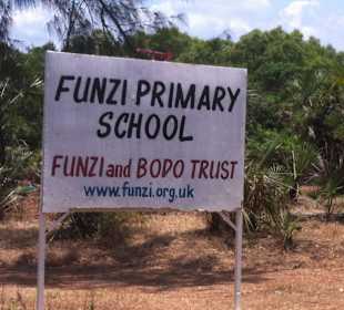 Grundschule auf Funzi