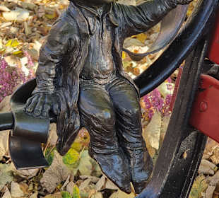 ER auf der Zwergenbank.