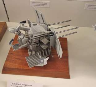 In der Marine-Abteilung des IMM