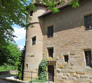 Im Burghof der Altenburg