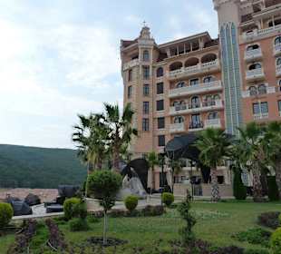 Отели Элените ****